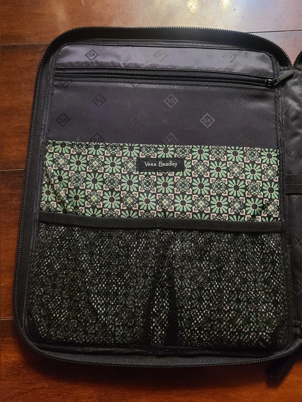 Vera Wang Tablet Case/ Organizer Quilted